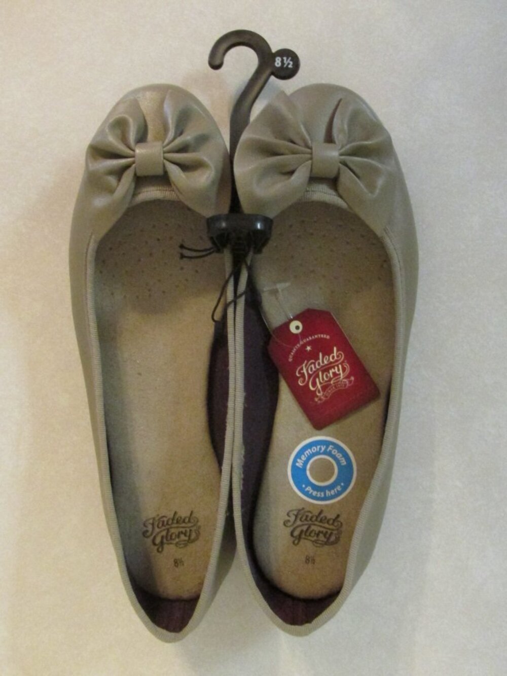 FADED GLORY WOMEN'S SIZE 8  1/2 SHOES GREY BALLET FLATS TAUPE BOW NWT